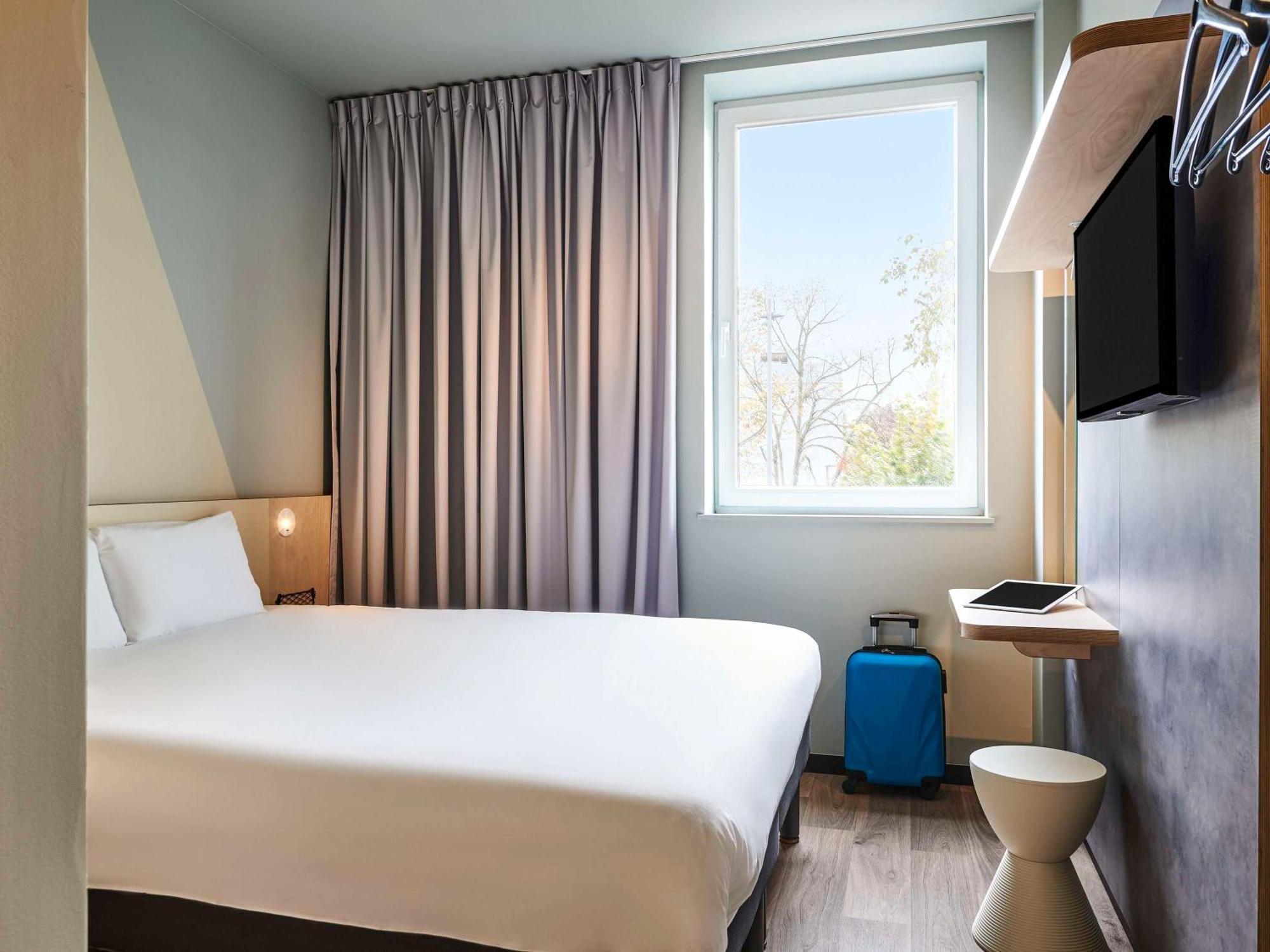 Ibis Budget Епіналь Екстер'єр фото